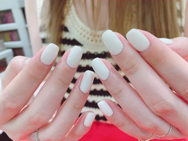 如何选择靠谱的学美甲学校